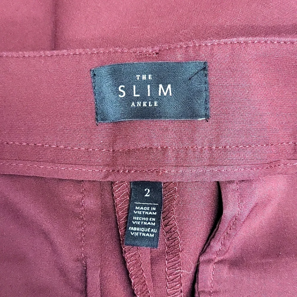 WHBM THE SLIM ANKLE MAROON SIZE 2 - Picture 2 of 7